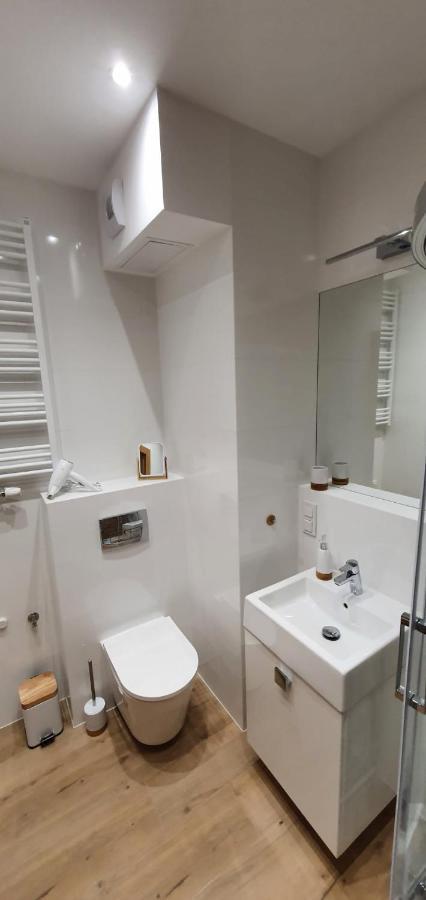 Apartament Bursztynowy Modern Tower Gdynia Luaran gambar